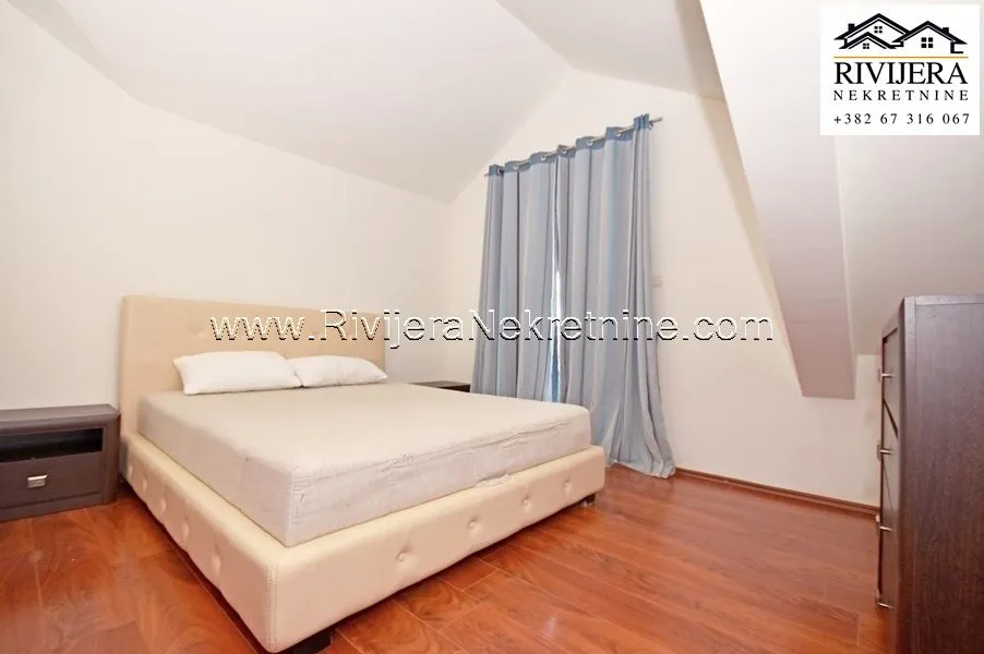 Prodaja, trosoban stan, 129m², Baošići, Herceg Novi