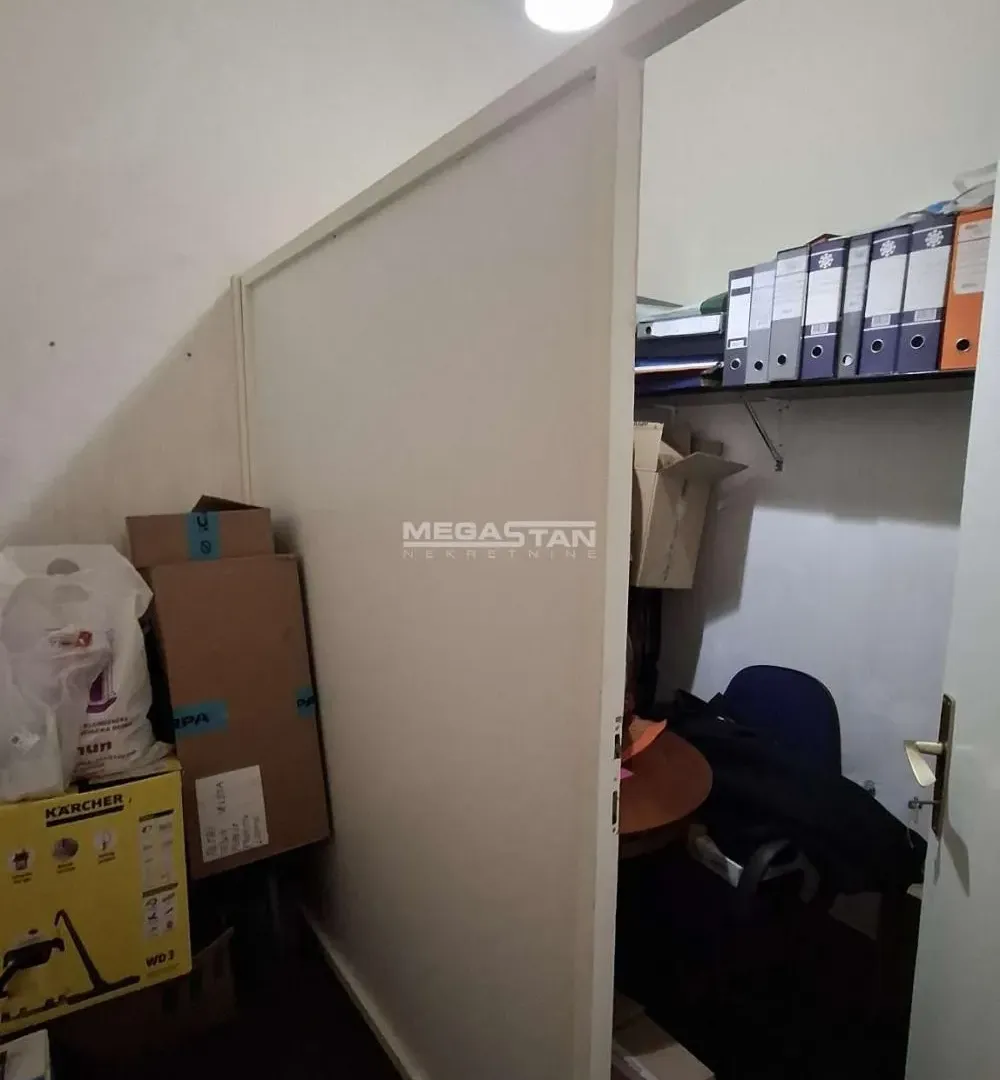 Sale, office space, 77m², Novi Beograd Sve Podlokacije, Beograd