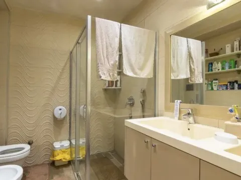 Sale, three bedroom apartment, 140m², Momišići, Podgorica - image 10