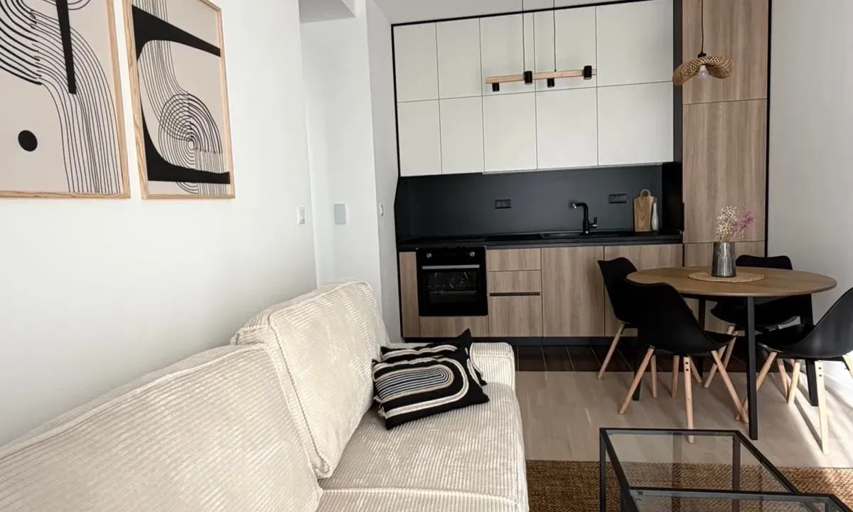 Izdavanje, jednosoban stan, 40m², Tološi, Podgorica