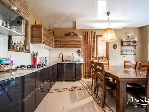Prodaja, kuća, 250m², Bijela, Herceg Novi - image 8