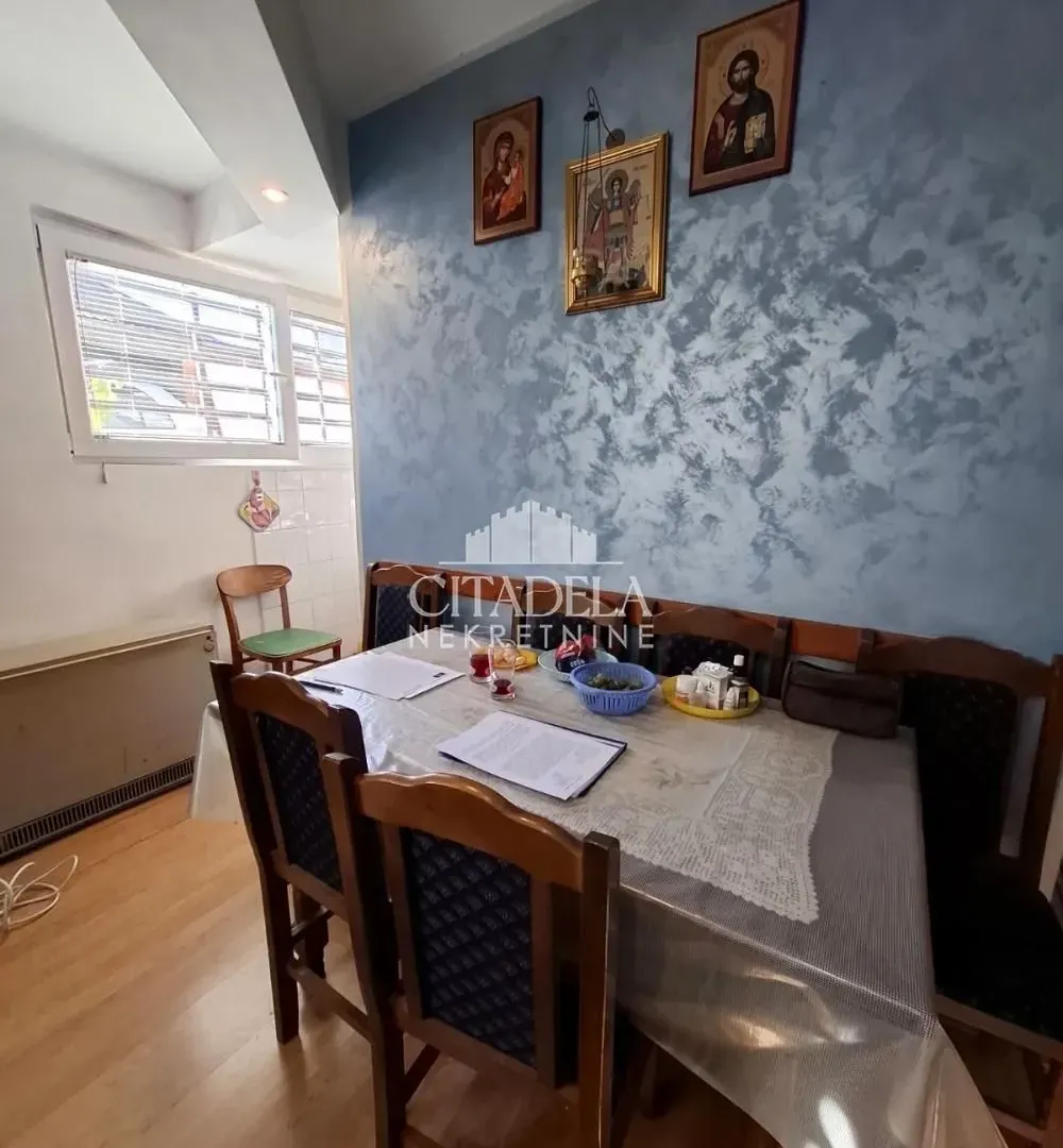 Sale, two bedroom apartment, 55m², Brace Jerković, Voždovac Sve Podlokacije