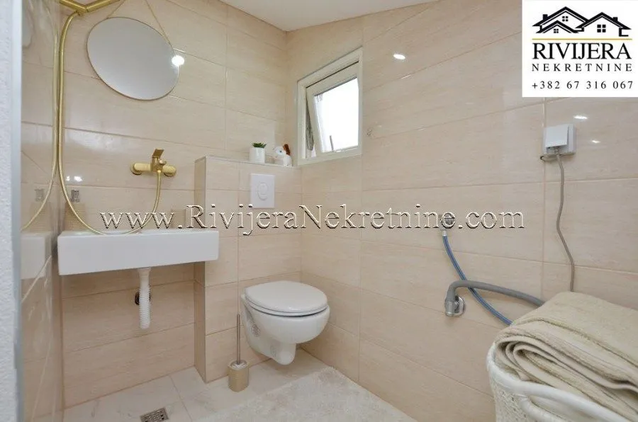 Prodaja, dvosoban stan, 98m², Igalo, Herceg Novi