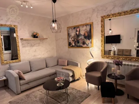 Stan in Kalenić Pijaca