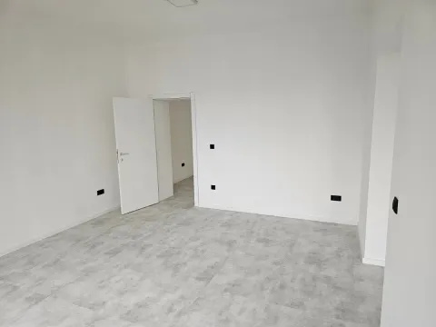 Sale, four bedroom apartment, 120m², Vračar Centar, Vračar Sve Podlokacije - image 9
