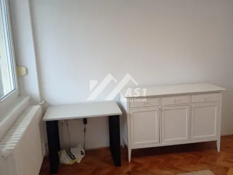 Izdavanje, trosoban stan, 82m², Centar, Novi Sad - image 5