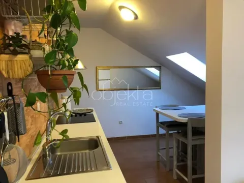 Izdavanje, stan, 82m², Tivat, Crna Gora - image 4