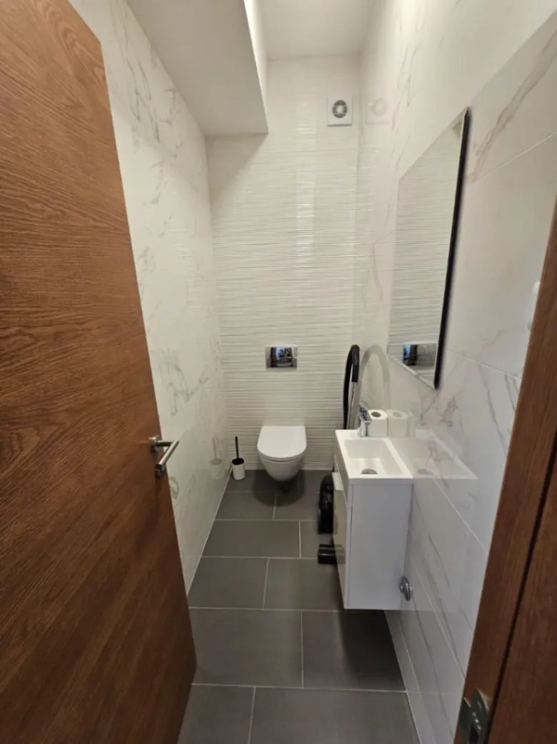 Prodaja, dvosoban stan, 73m², Budva, Crna Gora