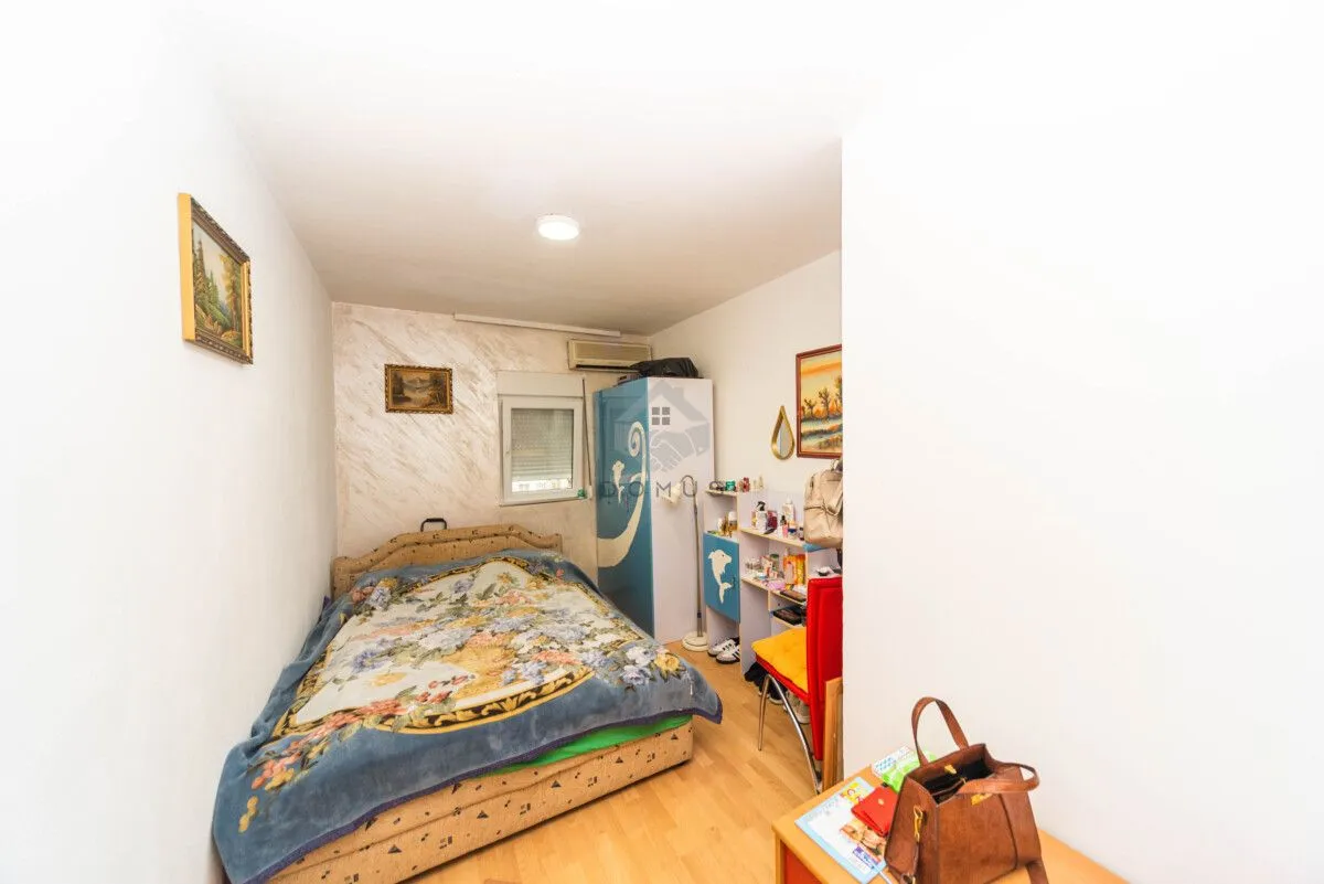 Prodaja, trosoban stan, 109m², Centar, Podgorica