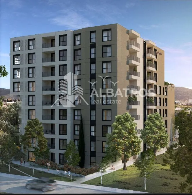 Sale, two bedroom apartment, 75m², Centar, Bar