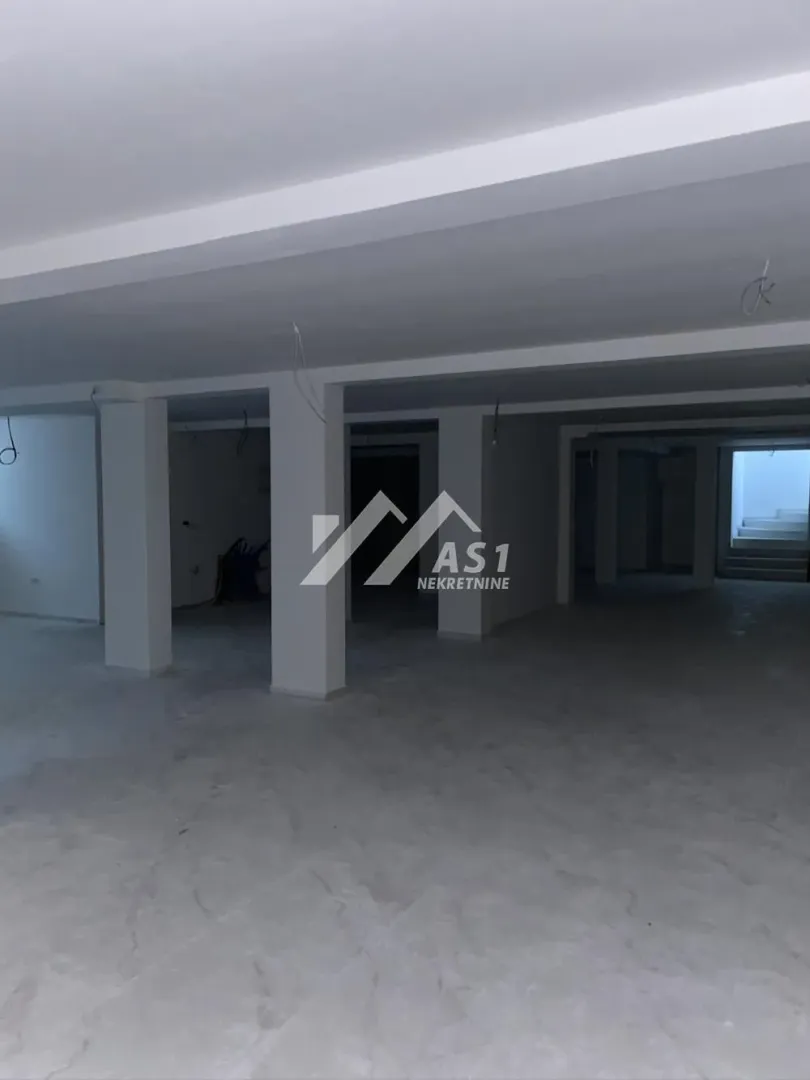 Rent, office space, 450m², Podbara, Novi Sad Sve Podlokacije
