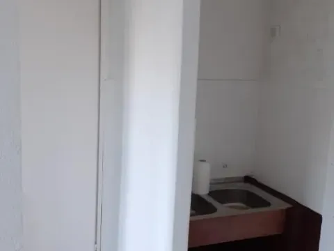 Izdavanje, poslovni prostor, 48m², Novo naselje, Novi Sad - image 16