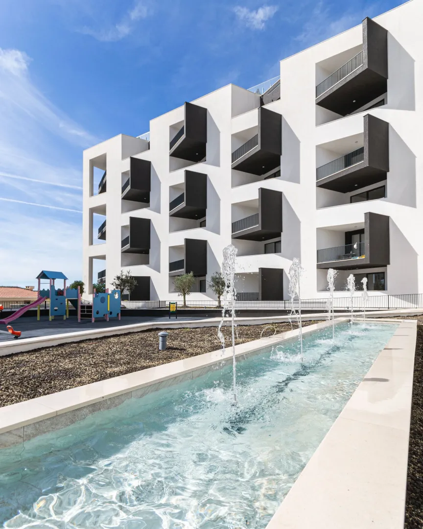 Sale, one bedroom apartment, 77m², Bečići, Budva