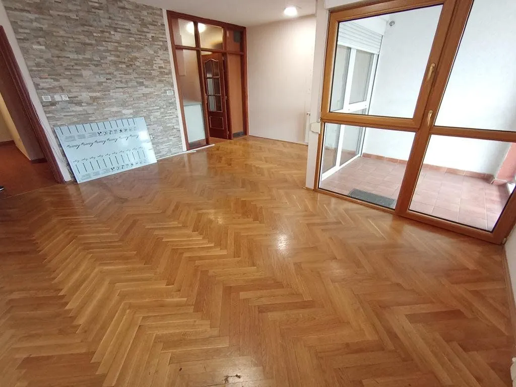 Rent, office space, 80m², Preko Morače, Podgorica
