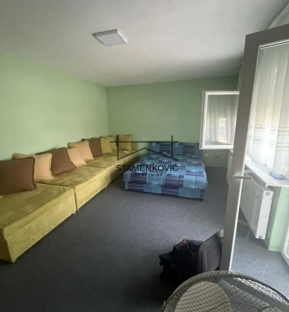 Prodaja, kuća, 214m², Kovilj, Novi Sad Sve Podlokacije