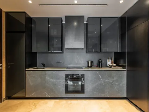 Prodaja, četvorosoban stan, 500m², Đuraševići, Tivat - image 28