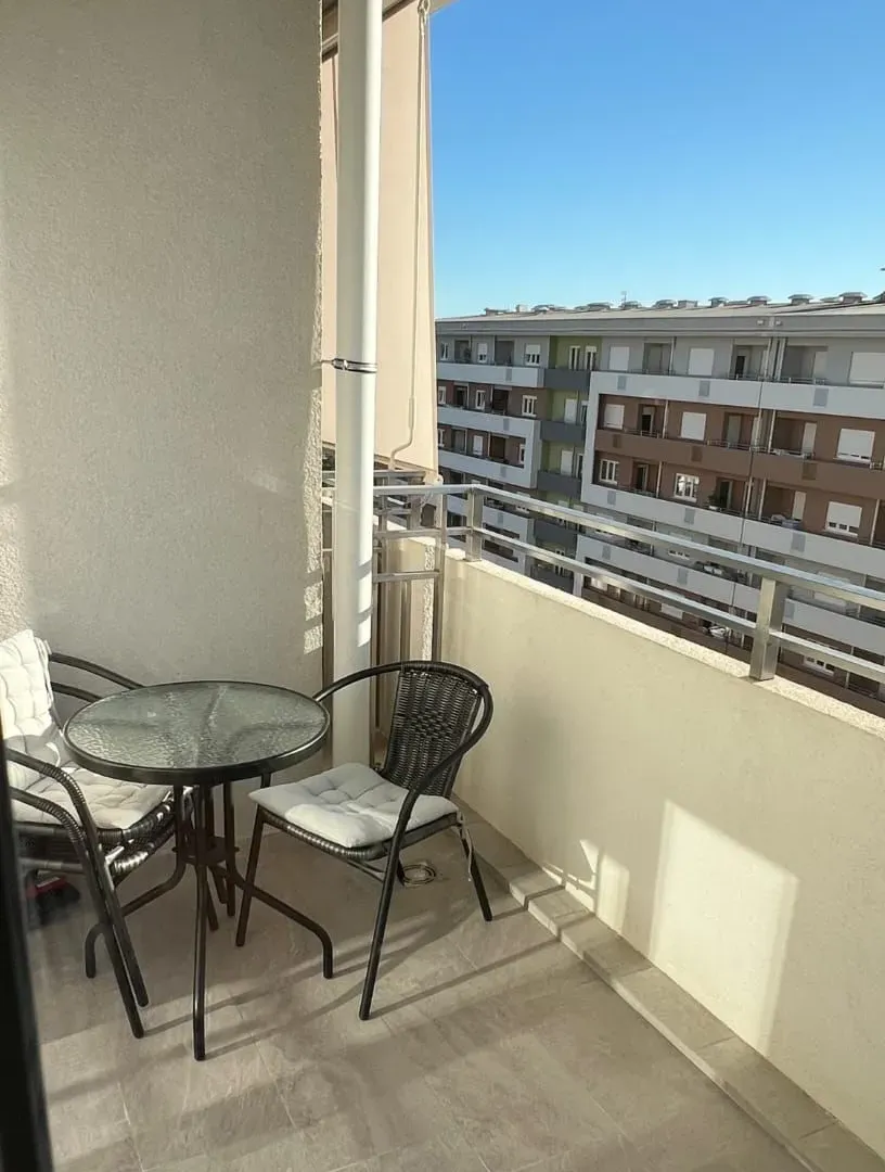 Prodaja, jednosoban stan, 49m², Central Point, Podgorica