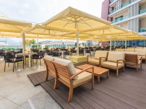 Prodaja, poslovni prostor, 165m², Centar, Budva - image 7