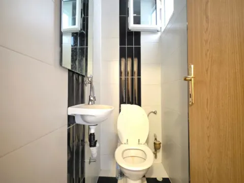 Prodaja, trosoban stan, 100m², Petrovac, Budva - image 17