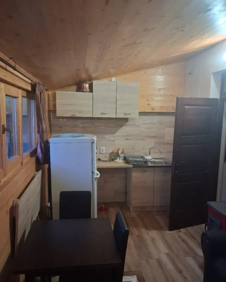 Izdavanje, jednosoban stan, 50m², Centar, Nikšić