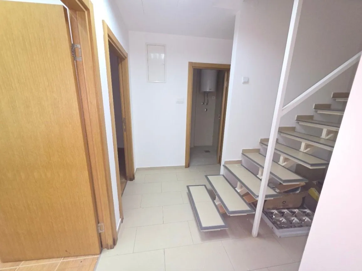 Sale, office space, 120m², Preko Morače, Podgorica