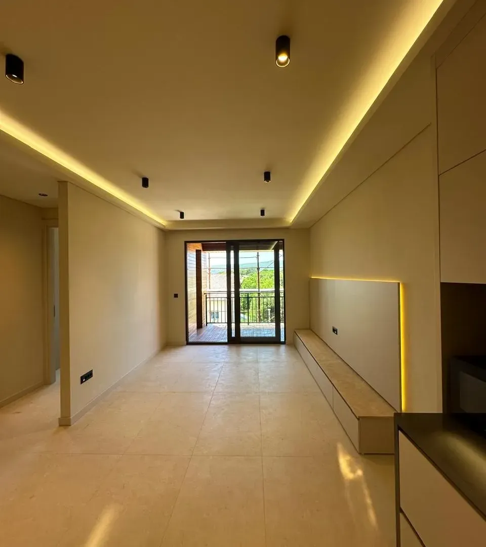 Prodaja, jednosoban stan, 43m², Tivat, Crna Gora