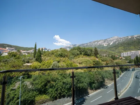 Sale, two bedroom apartment, 89m², Bečići, Budva - image 23