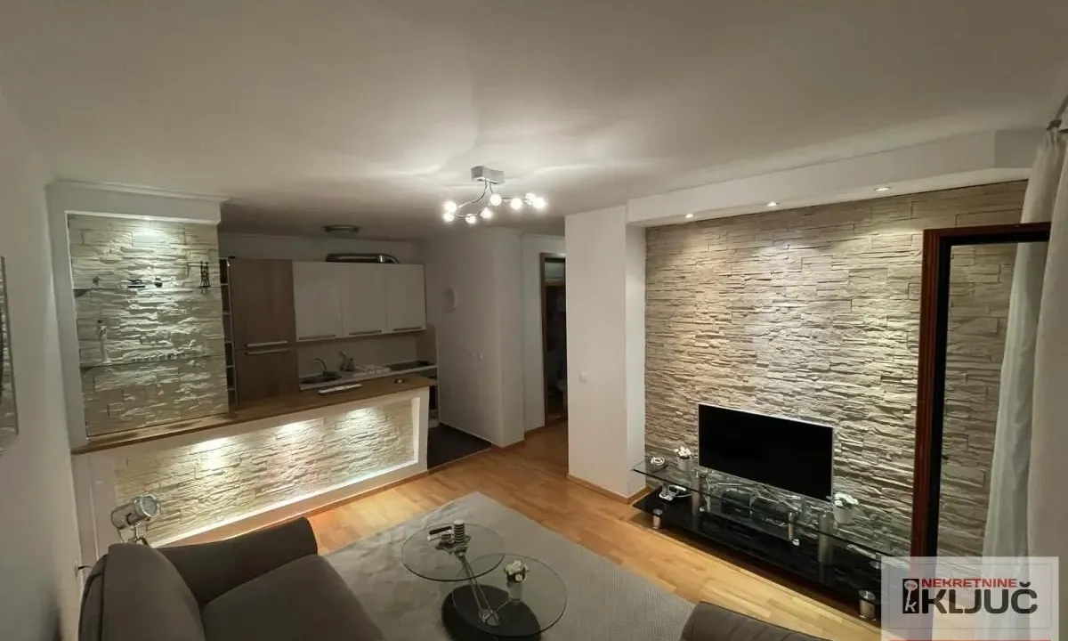 Sale, two bedroom apartment, 52m², Spens, Novi Sad Sve Podlokacije