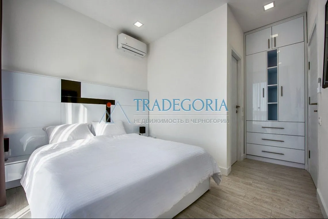 Prodaja, kuća, 180m², Tivat, Crna Gora