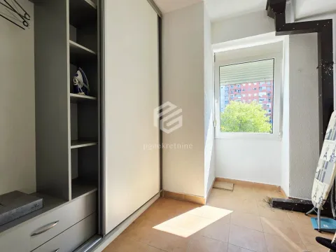 Sale, one bedroom apartment, 57m², City Kvart, Podgorica - image 12