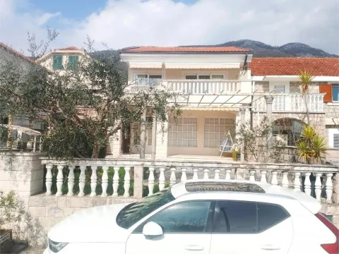 Prodaja, kuća, 180m², Đenovići, Herceg Novi - image 12