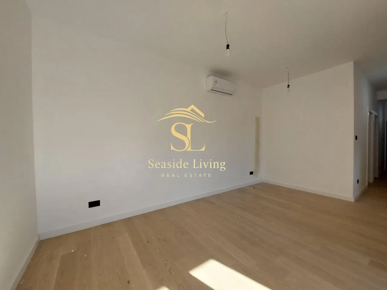 Prodaja, dvosoban stan, 55m², Dobrota, Kotor