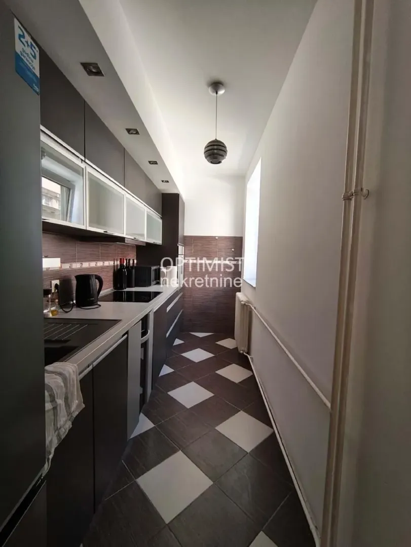 Prodaja, trosoban stan, 98m², Stari Grad, Beograd