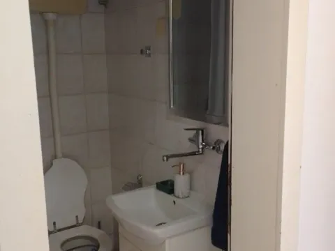 Izdavanje, jednosoban stan, 17m², Železnička Stanica, Novi Sad Sve Podlokacije - image 11