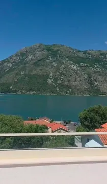 Sale, one bedroom apartment, 95m², Stoliv, Kotor - image 14