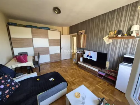 Prodaja, dvosoban stan, 41m², Brace Jerković, Voždovac Sve Podlokacije - image 2