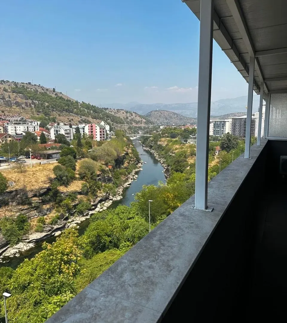 Izdavanje, dvosoban stan, 65m², Zagorič, Podgorica