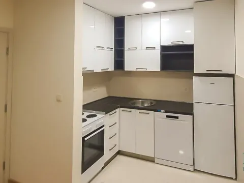 Izdavanje, jednosoban stan, 45m², Zagorič, Podgorica - image 5