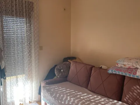 Sale, two bedroom apartment, 60m², Stari Aerodrom, Podgorica - image 2