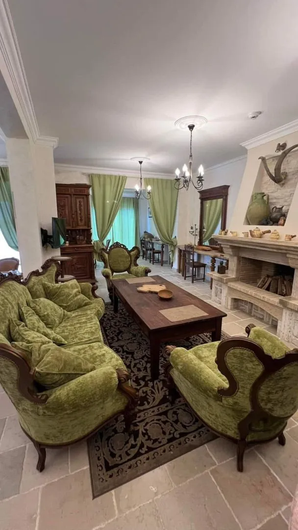 Prodaja, kuća, 252m², Krašići, Tivat