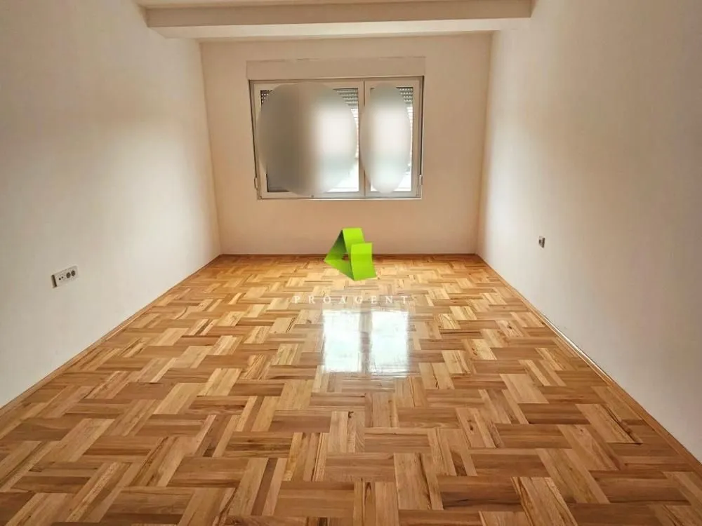 Prodaja, jednosoban stan, 50m², Pantelej, Niš