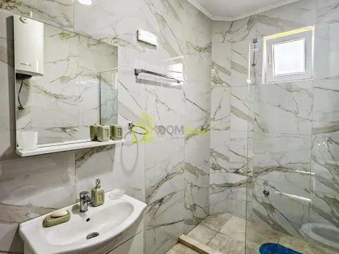 Izdavanje, kuća, 100m², Zlatica, Podgorica - image 14