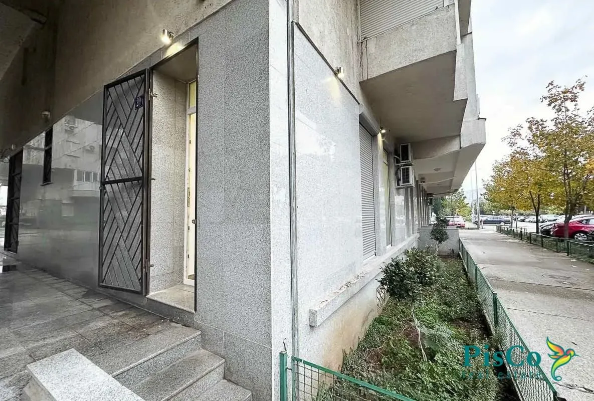 Sale, office space, 56m², Blok 9, Podgorica