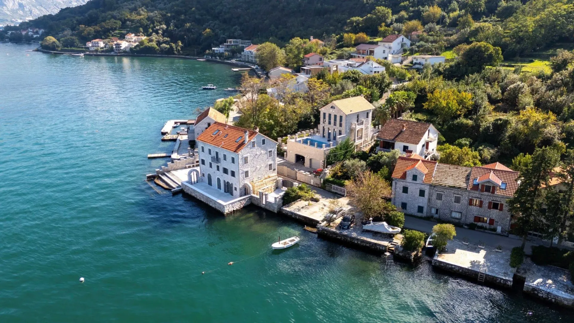 Prodaja, ugostiteljski objekat, 731m², Stoliv, Kotor
