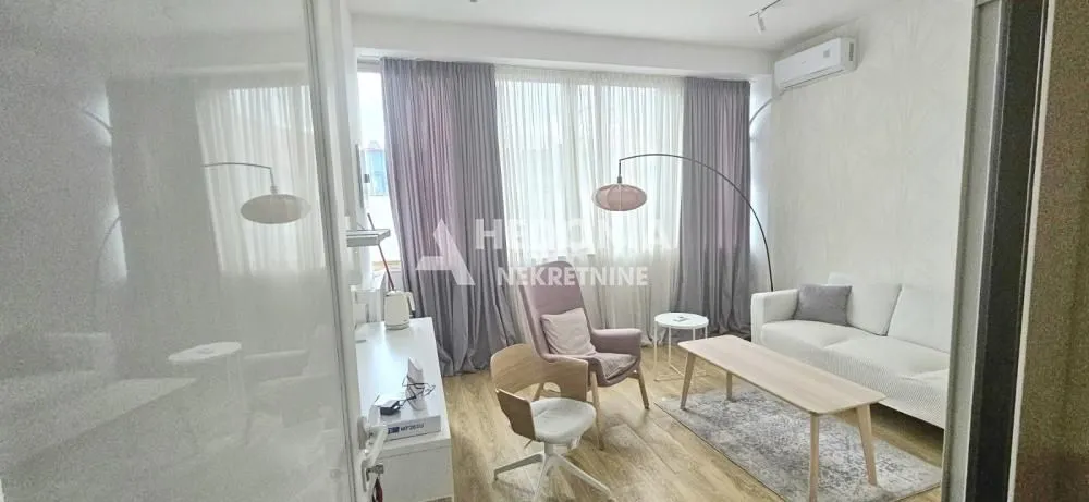 Rent, office space, 18m², Savski Venac, Beograd