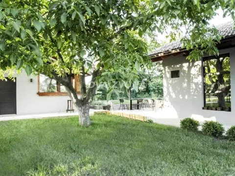 Prodaja, kuća, 200m², Čortanovci, Inđija - image 16