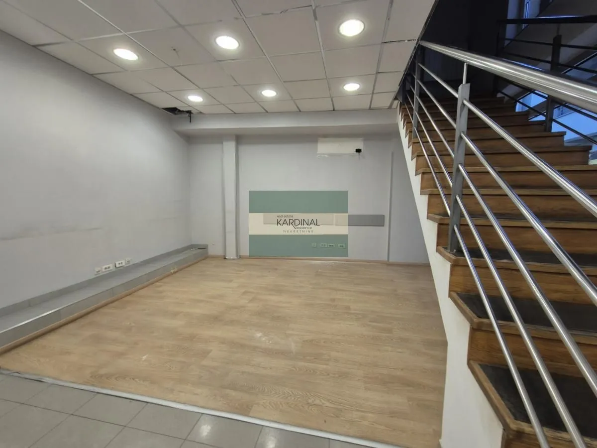 Rent, office space, 326m², Centar, Jagodina