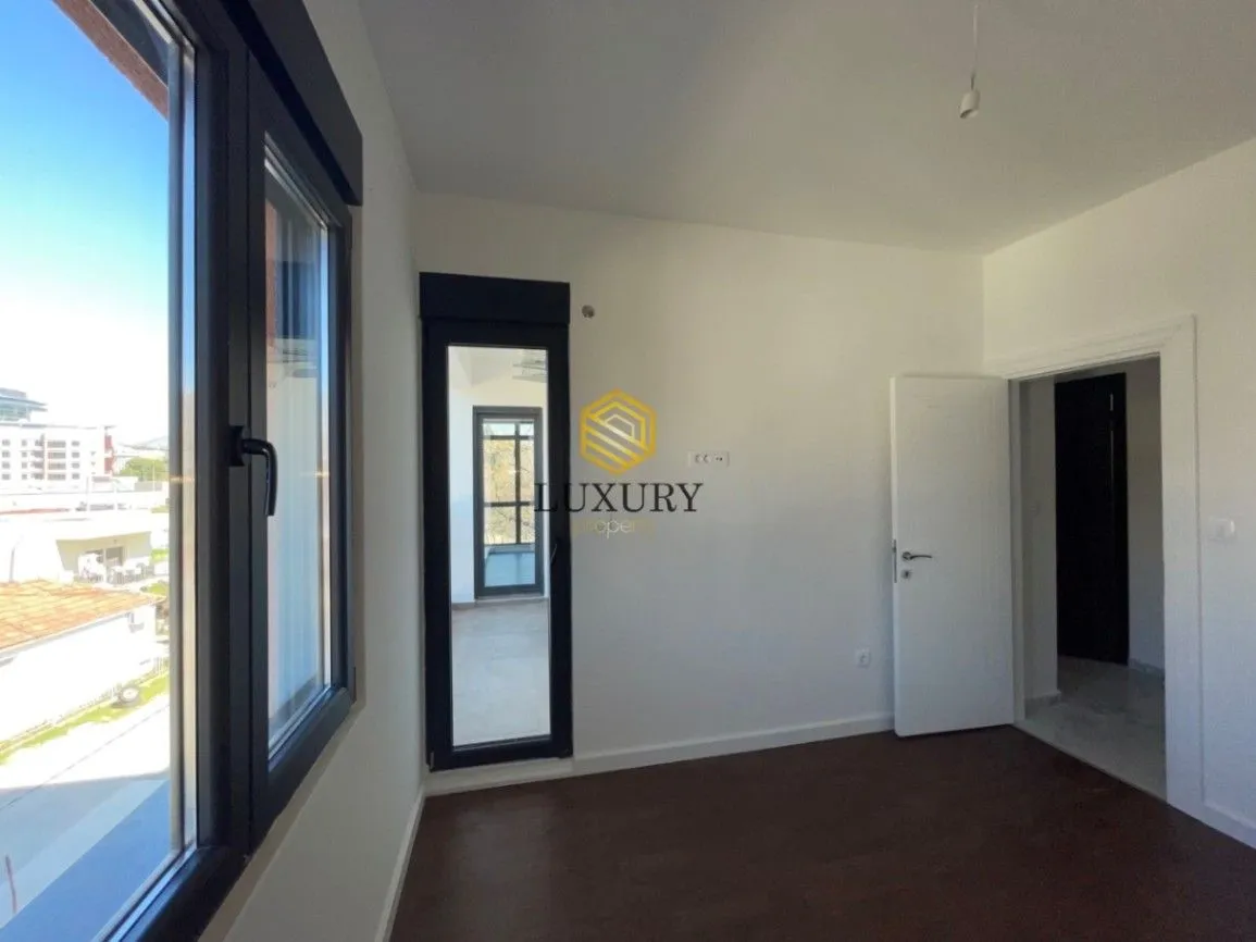 Prodaja, dvosoban stan, 51m², Kod Big Fashion-a, Podgorica