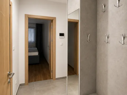 Izdavanje, jednosoban stan, 49m², Master Kvart, Podgorica - image 5