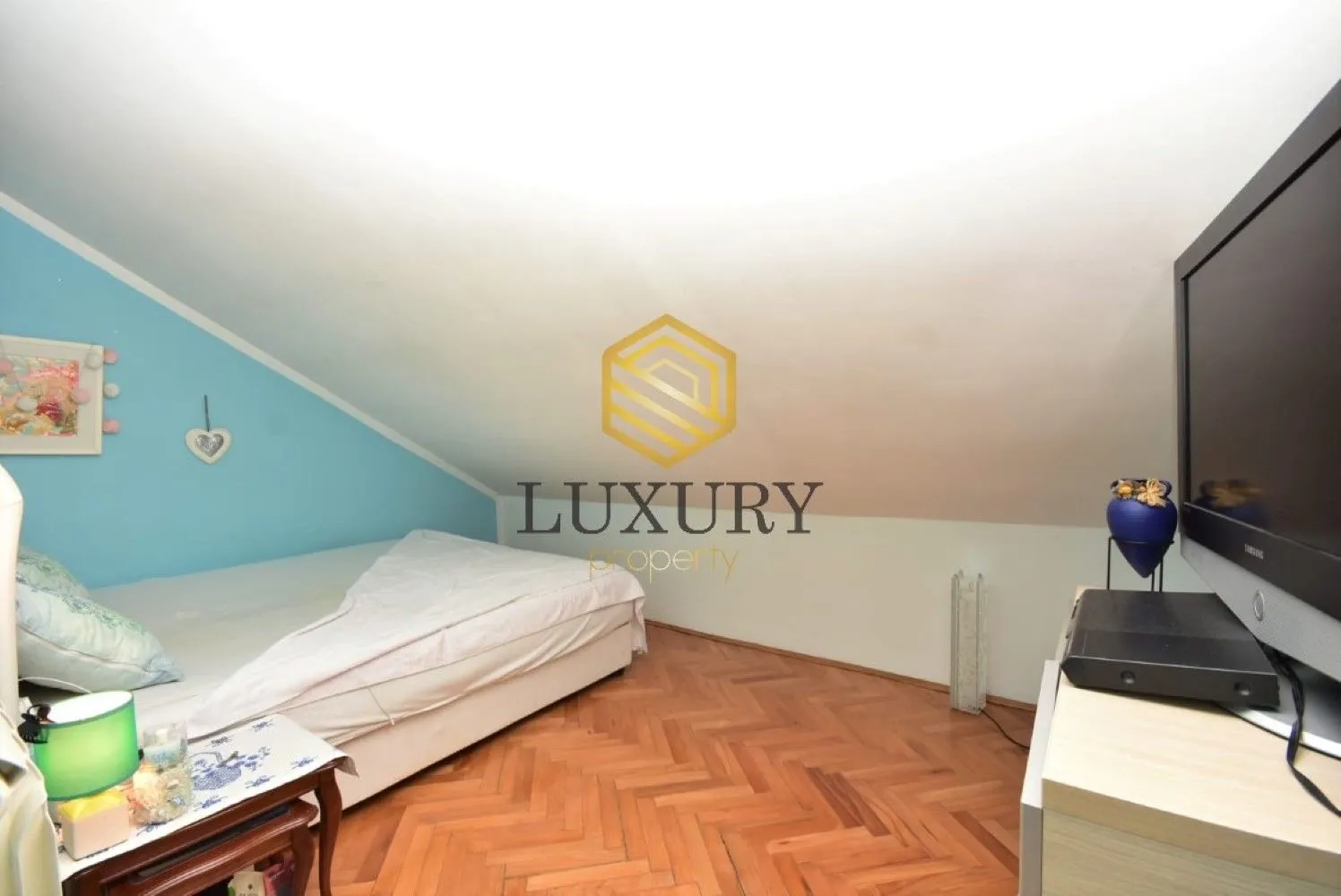 Prodaja, trosoban stan, 155m², Gorica C, Podgorica
